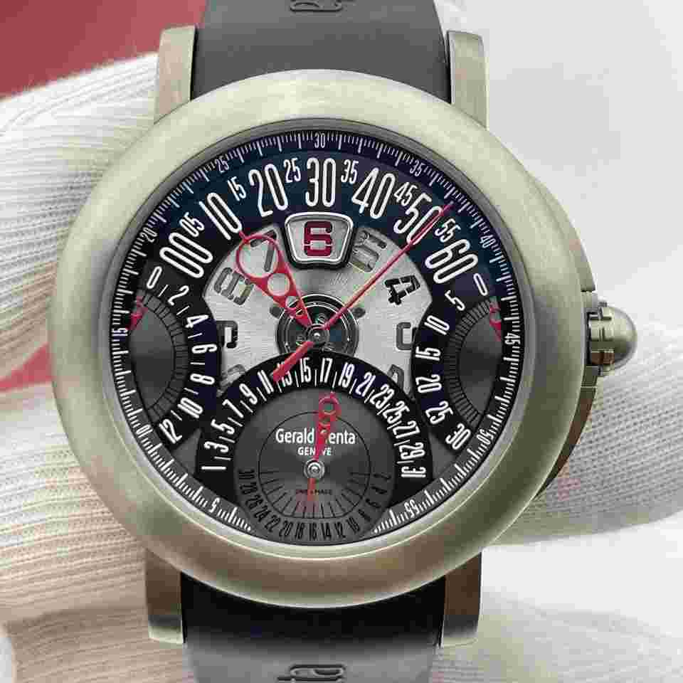 Gérald Genta Arena Chrono Quattro Retro