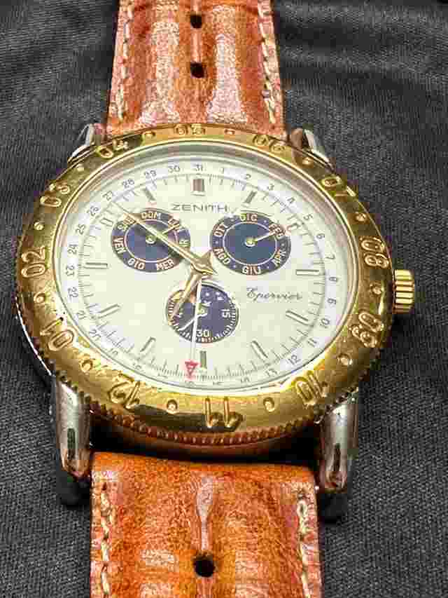 Zenith Epervier Chronograph NOS - Rare White Dial - Hand-Applied Gold Indices Collector’s Highlight: A Rare "White Swan" Zenith Epervier i