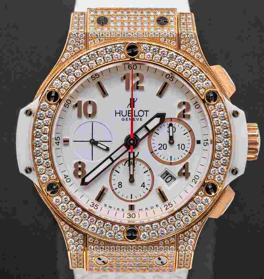 Hublot Big Bang 44 mm
Rose Gold $55K MSRP FACTORY DIAMONDS White Dial Complete Box Papers Chronograph